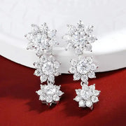 Aretes Flor 3 Rosetas 5.8 Kilates De Moissanita De Lab Plata Plateado