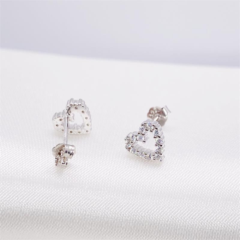 Aretes Corazón Forma Mujer Moissanita 6.5mm 1.5ct Plata 925.