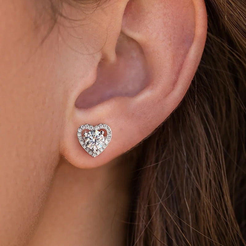 Aretes Corazon Moissanita 1 Ct. 6.5mm (2ct El Par) Plata 925 Plateado