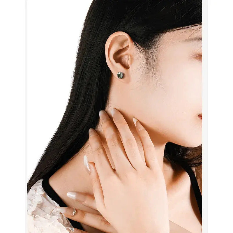 Aretes Moissanita Verde 5mm 1 Ct. C/certificado Plata 925.