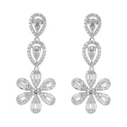 Aretes Moissanita 4.5 Ct. Colgantes Largos Florecita Plata. Plateado