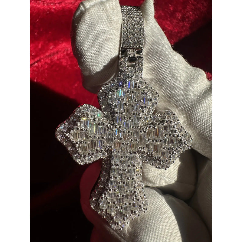 Dije De Cruz Baguette 5 Ct. Hombre Plata 925 Diamond Tester. Plateado