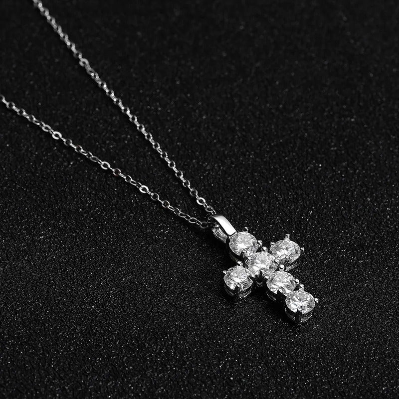 Dije Cruz Moisanite Plata 925 Collar Torsal Mujer 5mm 3ct. Plateado